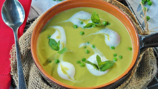 Lighten Up Your Work Lunch With This Pea, Mint, and Avocado Soup
